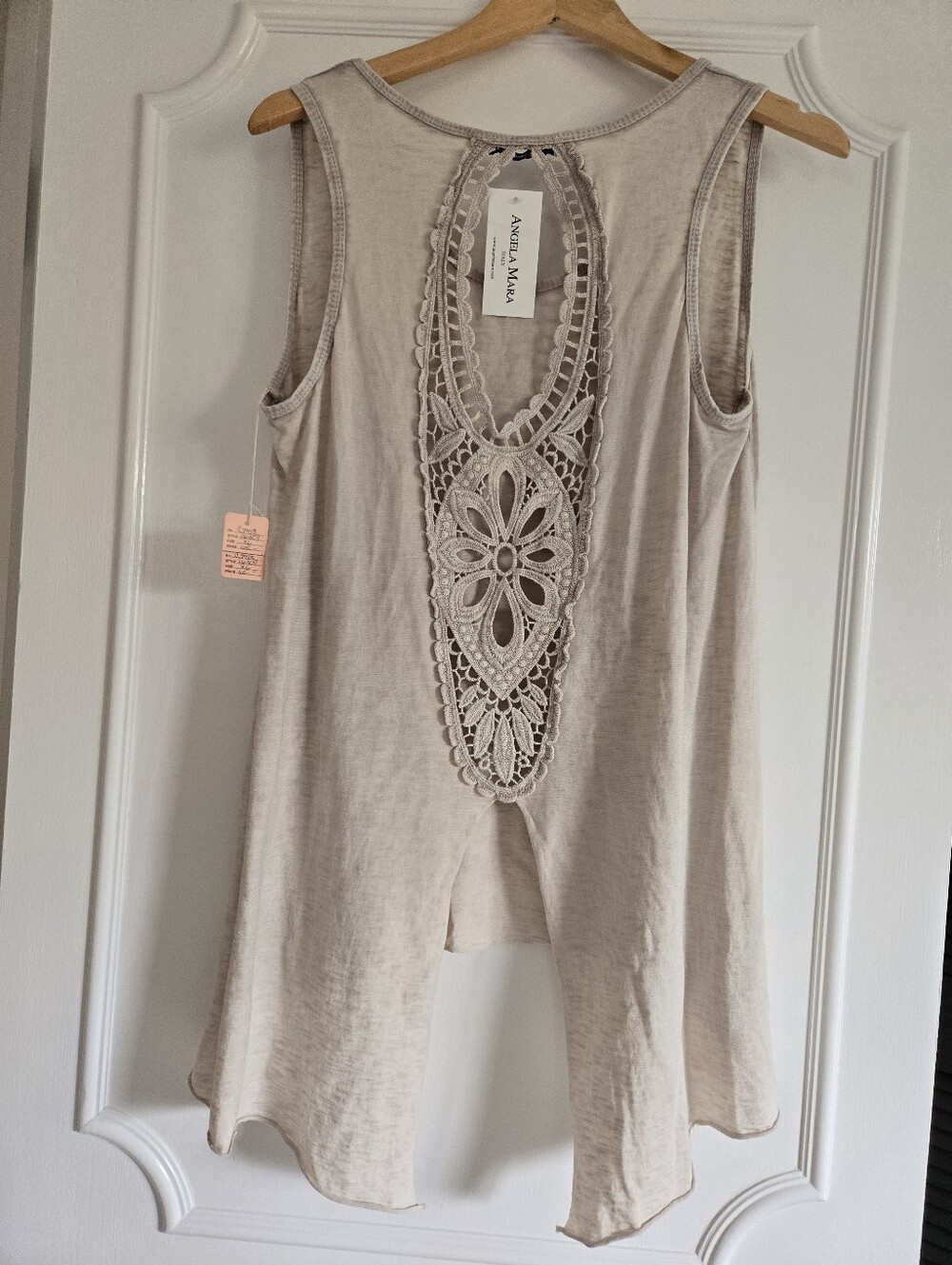 NWT Angela Mara Italy Lightweight Crochet Detail High-Low Tank Light Beige XL